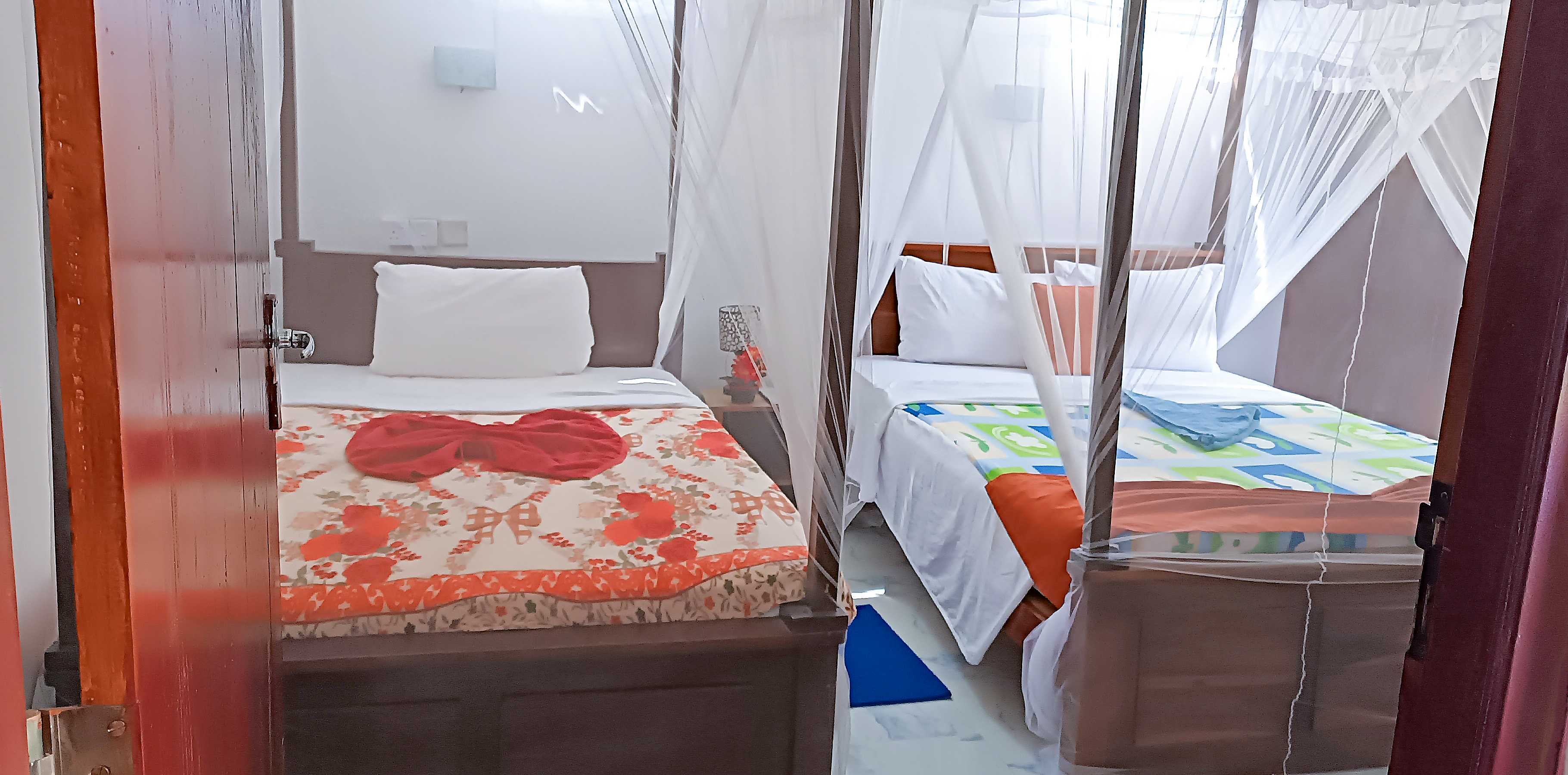 Double / Twin Room with Mountain View